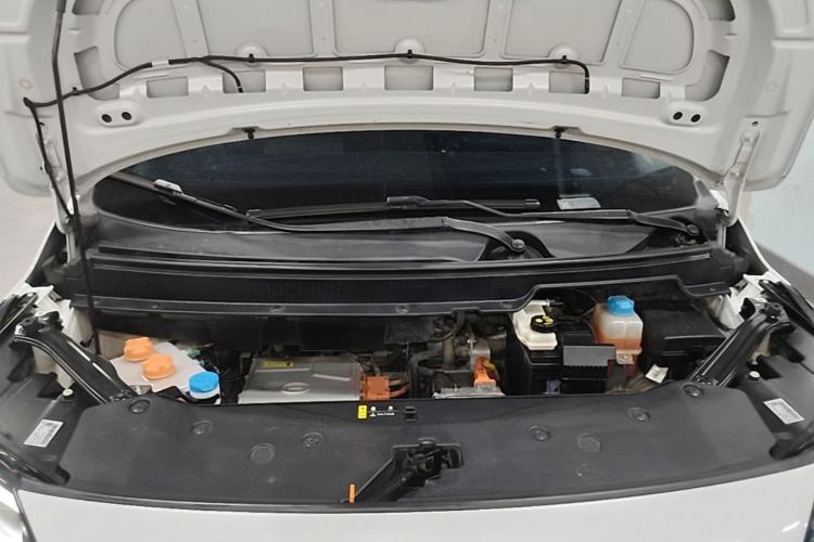 Used AION Y 2022 Plus 70 Smart Edition Engine Bay