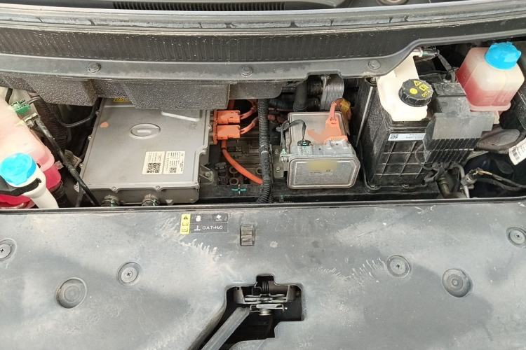 Used AION Y 2022 70 Intelligent Driving Version Lithium Iron Phosphate Engine Bay