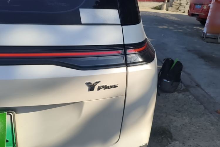 Used AION Y 2022 Plus 70 Smart Edition Exterior 3