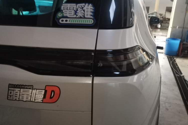 Used AION Y 2022 Plus 70 Smart Edition Exterior 3