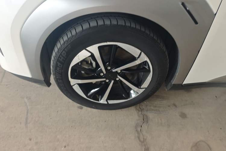 Used AION Y 2022 Plus 70 Smart Edition Exterior 4