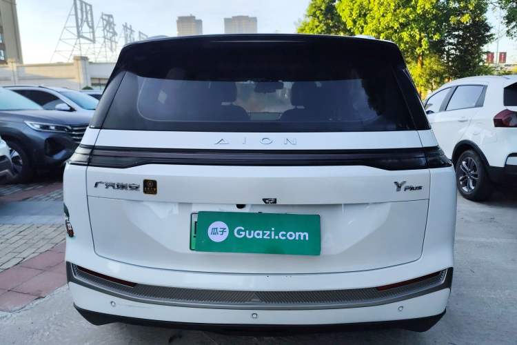 Used AION Y 2022 Plus 70 Smart Edition Exterior 4