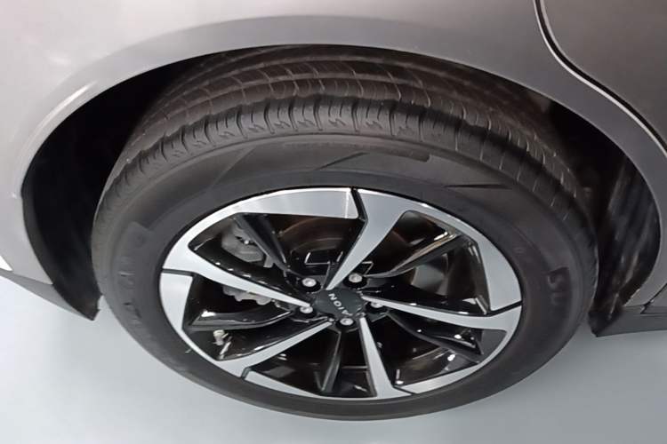 Used AION Y 2022 Plus 70 Smart Edition Exterior 5