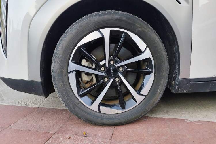 Used AION Y 2022 Plus 70 Smart Edition Exterior 7