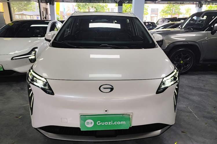 Used AION Y 2022 Plus 70 Smart Edition Front