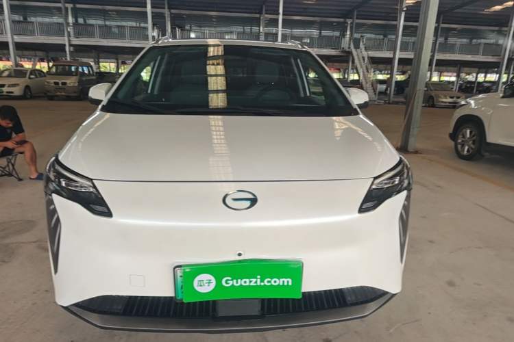 Used AION Y 2022 Plus 70 Smart Edition Front