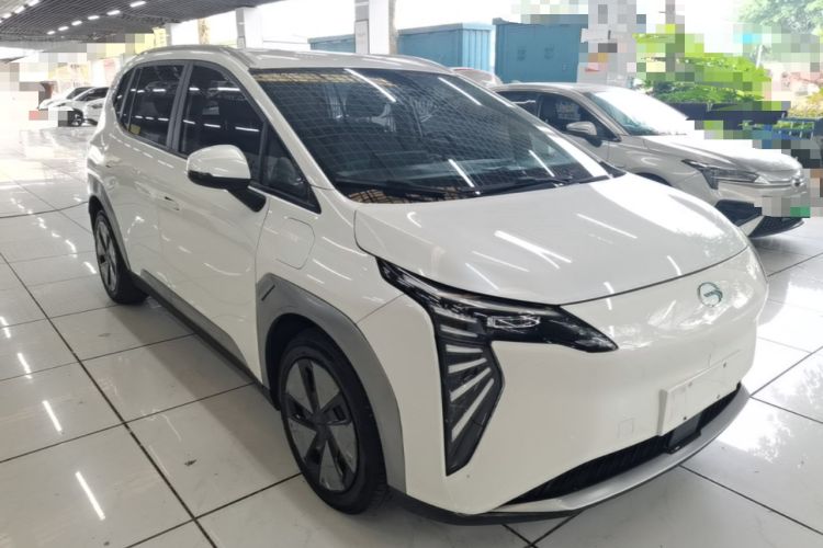 Used AION Y 2022 Plus 80 Enjoy Edition Front Right 45 Deg