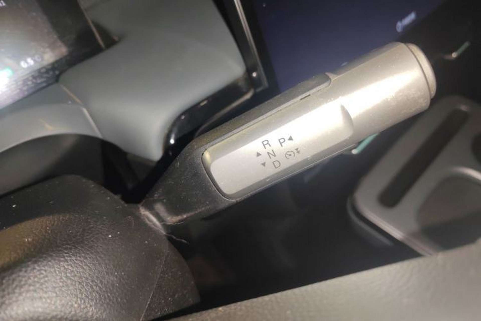 Used AION Y 2022 Plus 70 Smart Edition Gear Lever