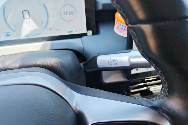 Used AION Y 2022 Plus 70 Smart Edition Gear Lever