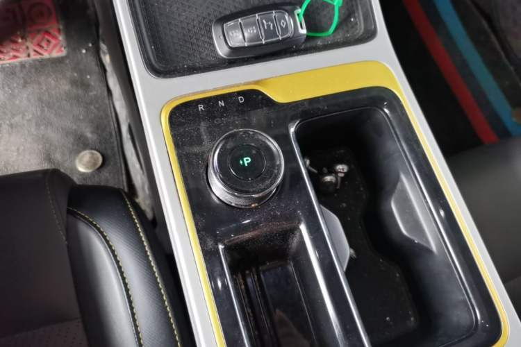 Used AION Y 2022 70 Intelligent Edition Ternary Lithium Gear Lever