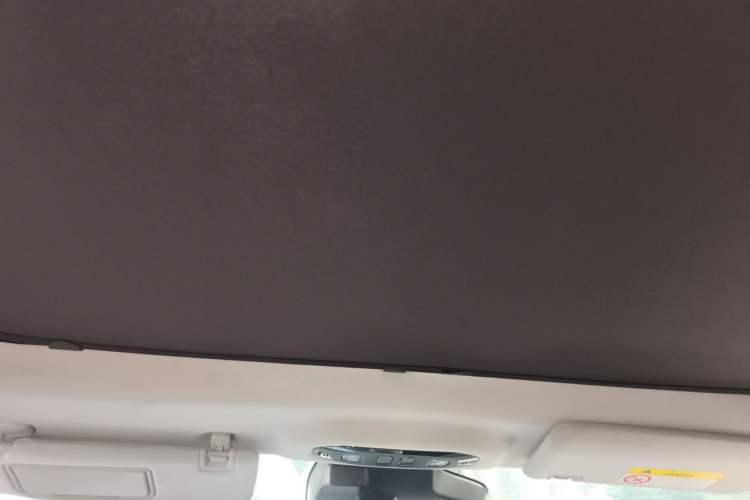 Used AION Y 2022 Plus 70 Smart Edition Headliner
