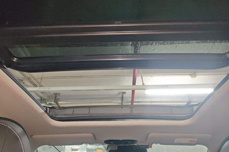 Used AION Y 2022 Plus 70 Smart Edition Headliner