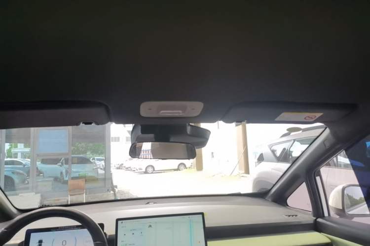 Used AION Y 2022 Plus 70 Smart Edition Headliner