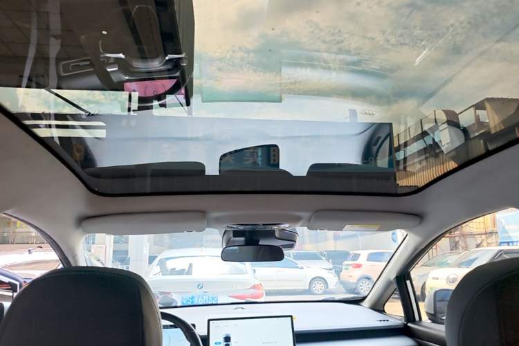 Used AION Y 2022 Plus 70 Smart Edition Headliner