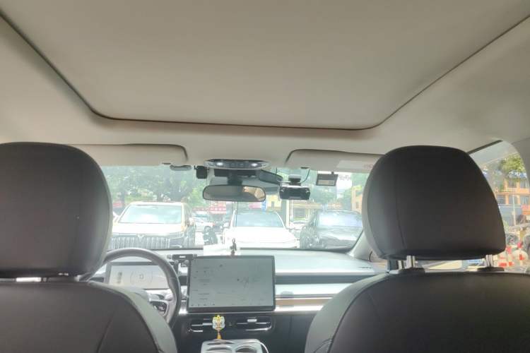 Used AION Y 2022 Plus 70 Smart Edition Headliner