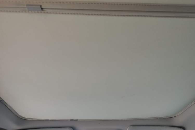 Used AION Y 2022 Plus 70 Smart Edition Headliner