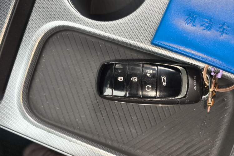 Used AION Y 2022 Plus 70 Smart Edition Interior 1