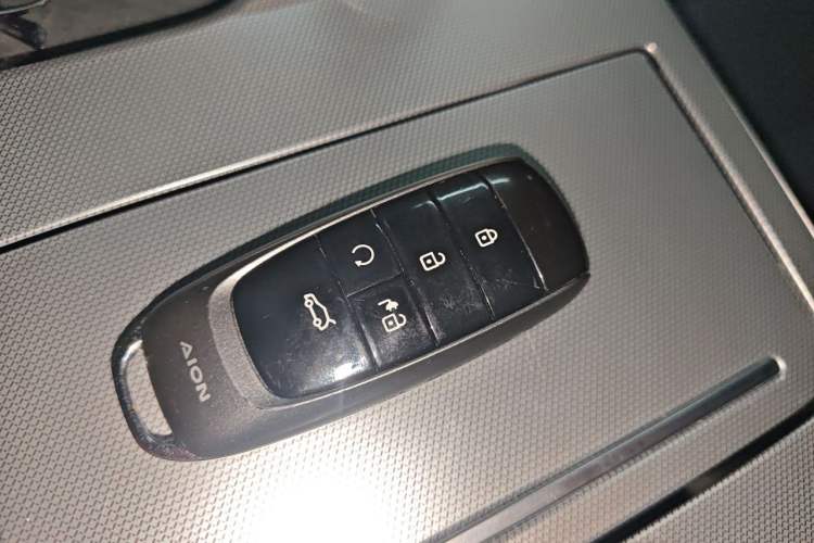 Used AION Y 2022 Plus 70 Smart Edition Interior 1