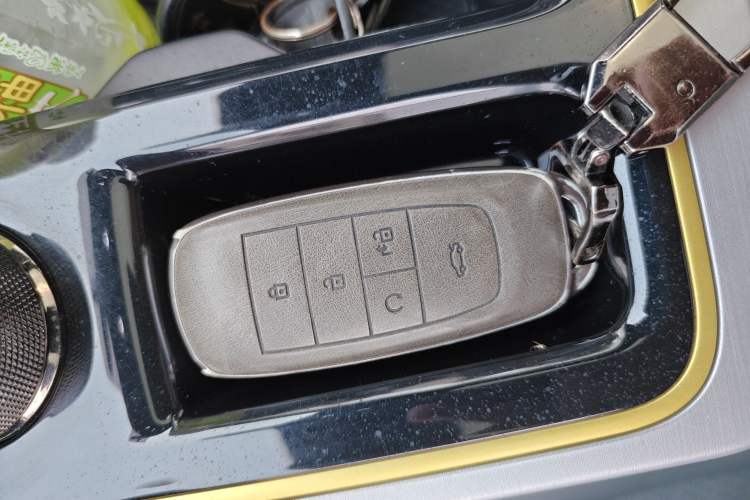 Used AION Y 2022 70 Intelligent Edition Lithium Iron Phosphate Interior 1