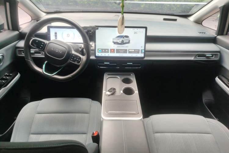 Used AION Y 2022 Plus 70 Enjoy Edition Interior 2