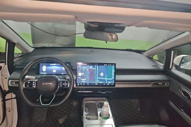 Used AION Y 2022 Plus 70 Smart Edition Interior 2