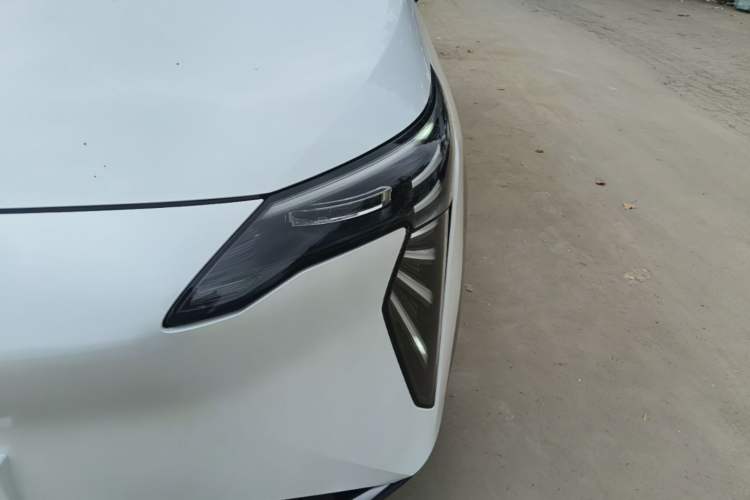 Used AION Y 2022 Plus 70 Smart Edition Left Front Headlight