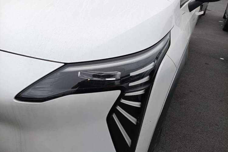 Used AION Y 2022 Plus 70 Enjoy Edition Left Front Headlight