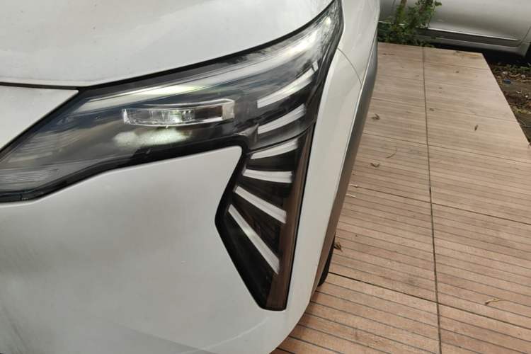 Used AION Y 2022 Plus 70 Enjoy Edition Left Front Headlight