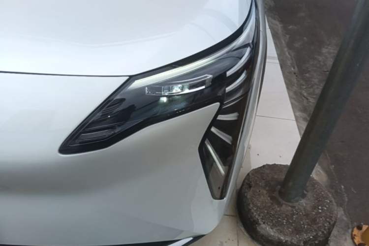 Used AION Y 2022 Plus 70 Smart Edition Left Front Headlight