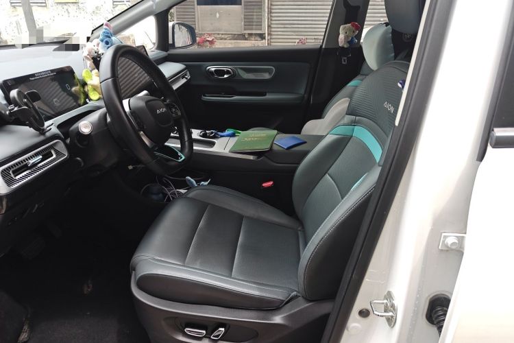 Used AION Y 2022 Plus 70 Smart Edition Left Front Seat