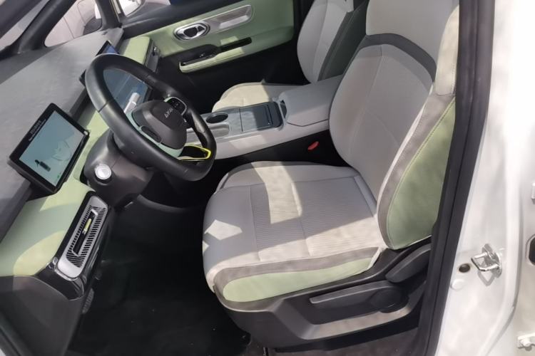 Used AION Y 2022 Plus 70 Smart Edition Left Front Seat