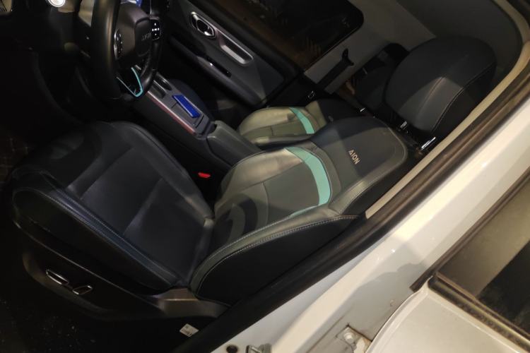 Used AION Y 2022 Plus 70 Smart Edition Left Front Seat