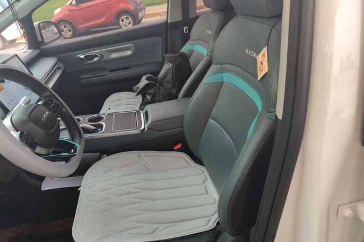 Used AION Y 2022 Plus 70 Smart Edition Left Front Seat