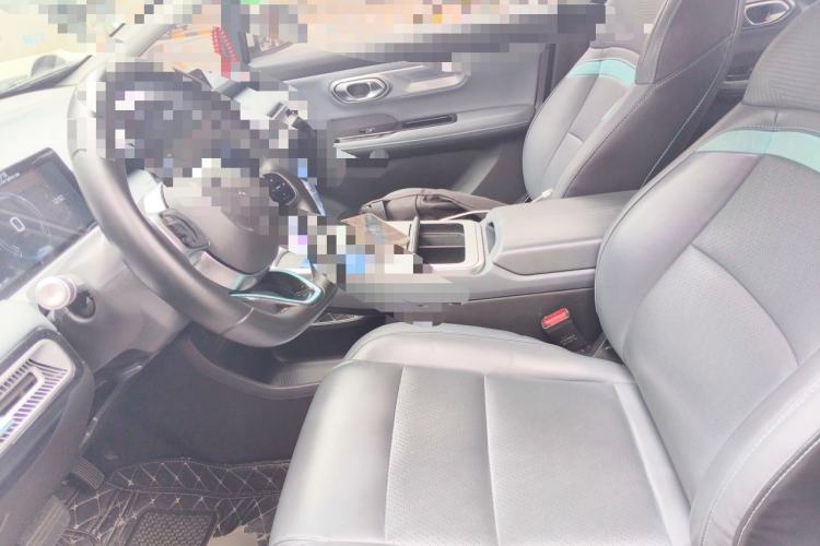 Used AION Y 2022 Plus 70 Smart Edition Left Front Seat