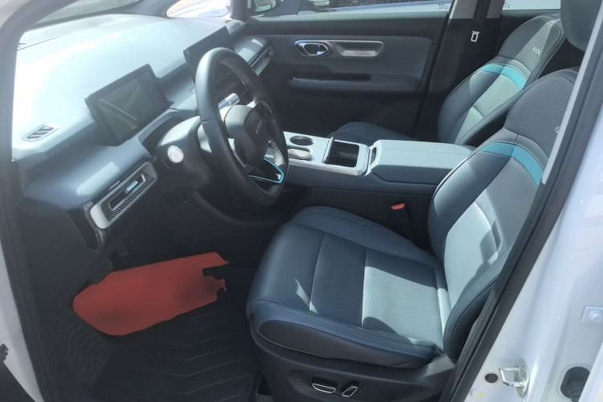 Used AION Y 2022 Plus 70 Smart Edition Left Front Seat