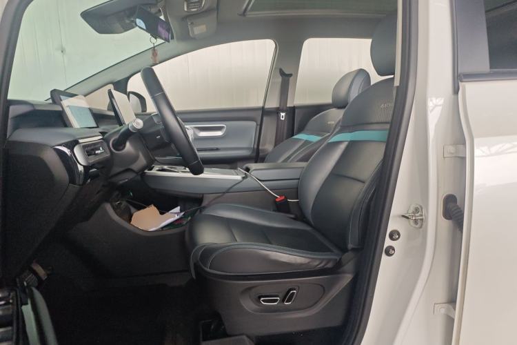 Used AION Y 2022 Plus 70 Smart Edition Left Front Seat