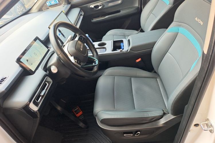 Used AION Y 2022 Plus 70 Smart Edition Left Front Seat