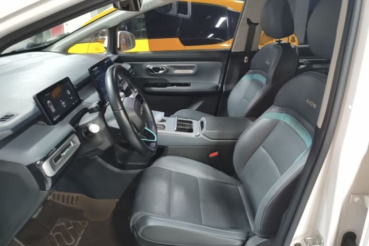Used AION Y 2022 Plus 70 Tech Edition Left Front Seat
