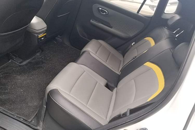 Used AION Y 2022 70 Enjoyment Edition Lithium Iron Phosphate Left Rear Seat