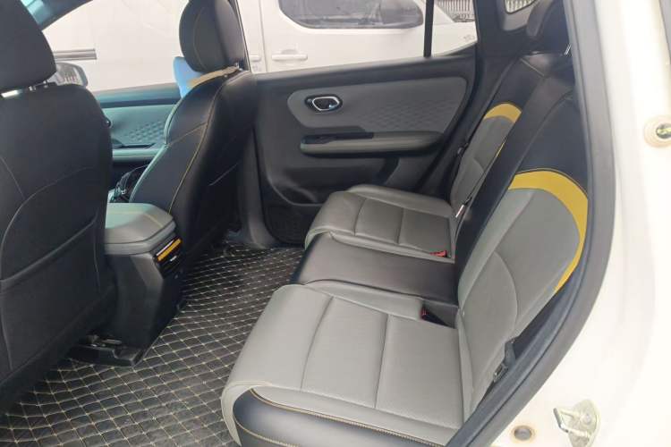Used AION Y 2022 70 Enjoyment Edition Lithium Iron Phosphate Left Rear Seat