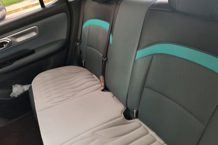 Used AION Y 2022 Plus 70 Smart Edition Left Rear Seat