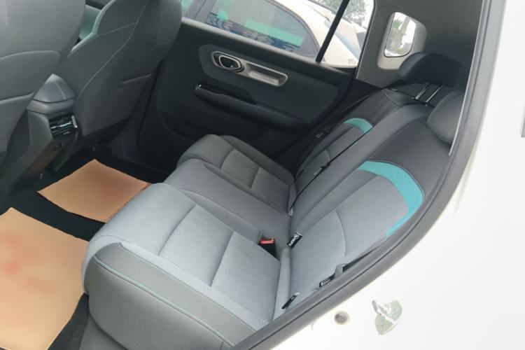 Used AION Y 2022 Plus 70 Enjoy Edition Left Rear Seat