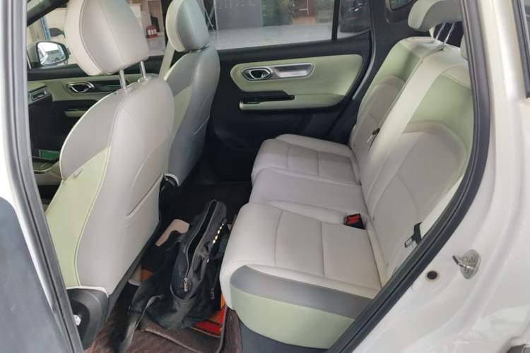 Used AION Y 2022 Plus 70 Smart Edition Left Rear Seat
