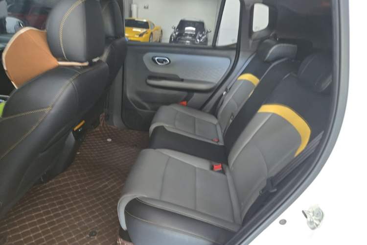 Used AION Y 2022 70 Enjoyment Edition Lithium Iron Phosphate Left Rear Seat