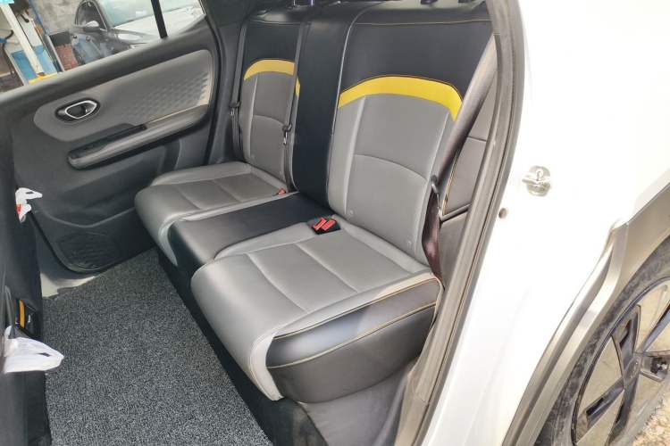 Used AION Y 2022 70 Enjoyment Edition Lithium Iron Phosphate Left Rear Seat