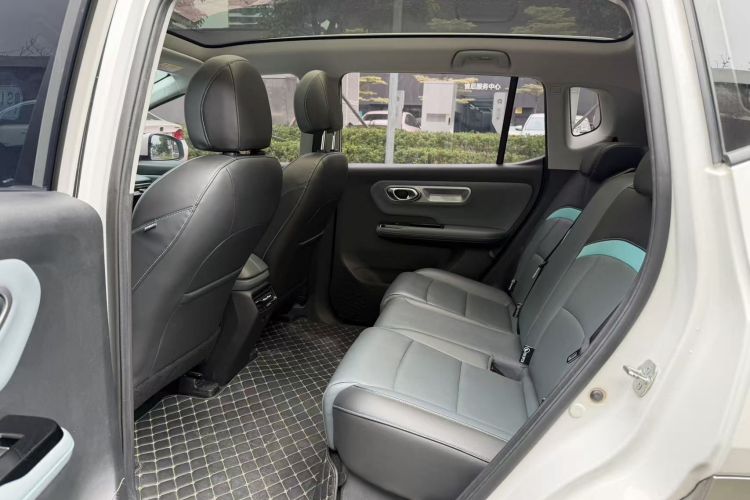 Used AION Y 2022 Plus 70 Smart Edition Left Rear Seat
