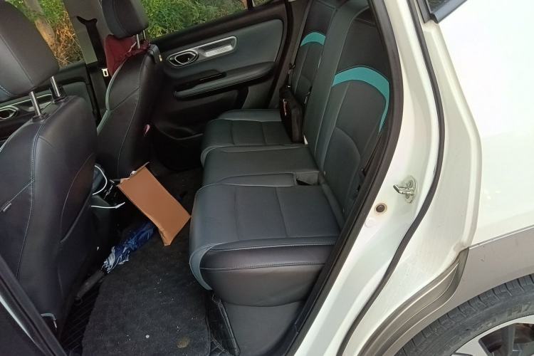 Used AION Y 2022 70 Intelligent Driving Version Lithium Iron Phosphate Left Rear Seat