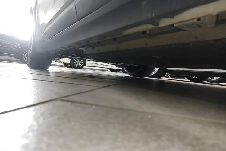 Used AION Y 2022 70 Enjoyment Edition Lithium Iron Phosphate Left Side Sill