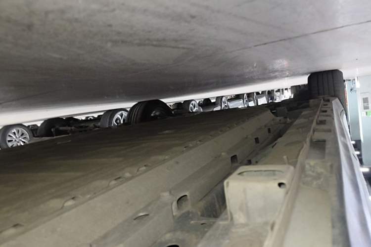 Used AION Y 2022 Plus 70 Smart Edition Left Side Sill