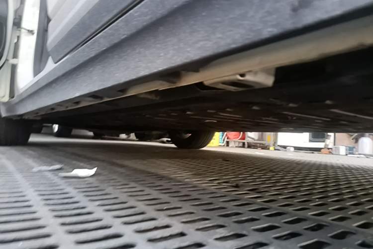 Used AION Y 2022 Plus 70 Smart Edition Left Side Sill